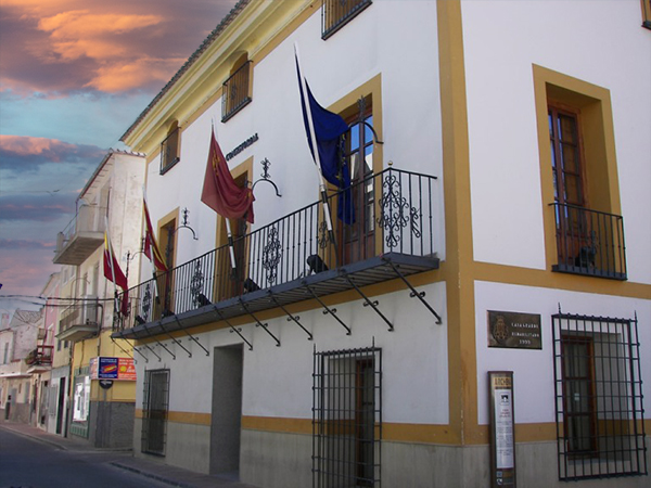 Fachada del ayuntamiento de Archena, Murcia.