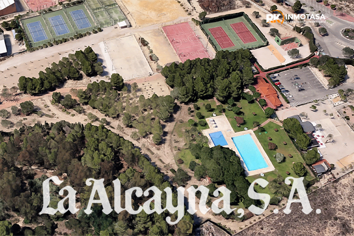 Foto del polideportivo de La Alcayna.